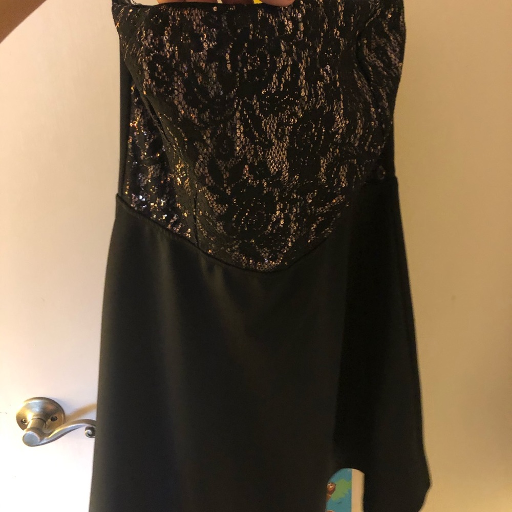 Strapless dress
